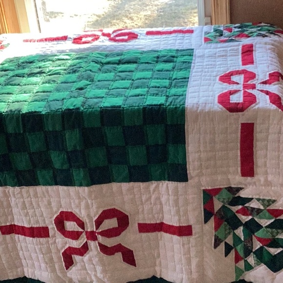 ⚜️ Handmade Lap Quilt or Wall Hanging Forest Green OOAK  🪶 - Picture 6 of 16